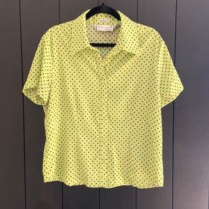 Sarah Bentley button front short sleeve blouse